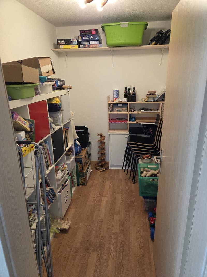 Gemütliche 4.5 Zimmer Wohnung in Hausen (11)
