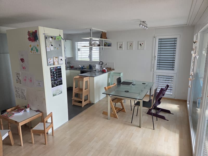 Gemütliche 4.5 Zimmer Wohnung in Hausen (7)