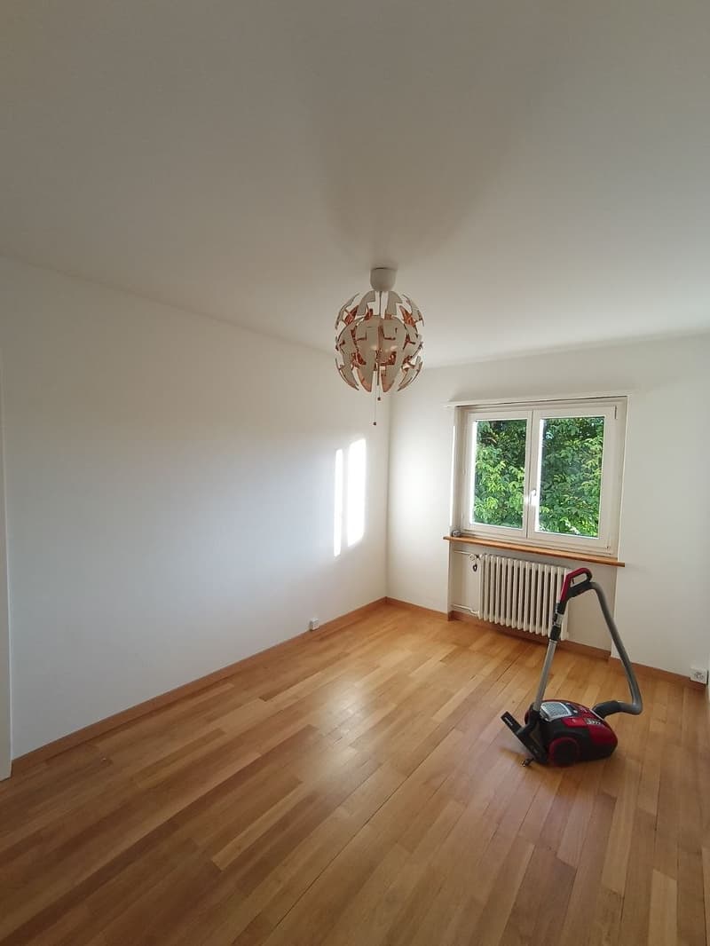Spacious Double Room with Balcony, Garden & Excellent Transport Links (2)
