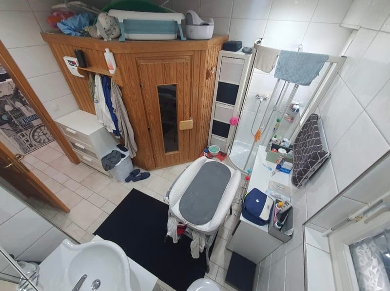 Grosse, helle 4.5-Zimmer-Dachwohnung in Wettingen (4)