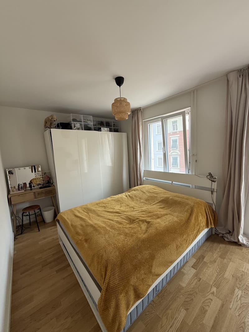 Wunderschöne, ruhige 2.5-Zimmer-Wohnung in Wiedikon (8)