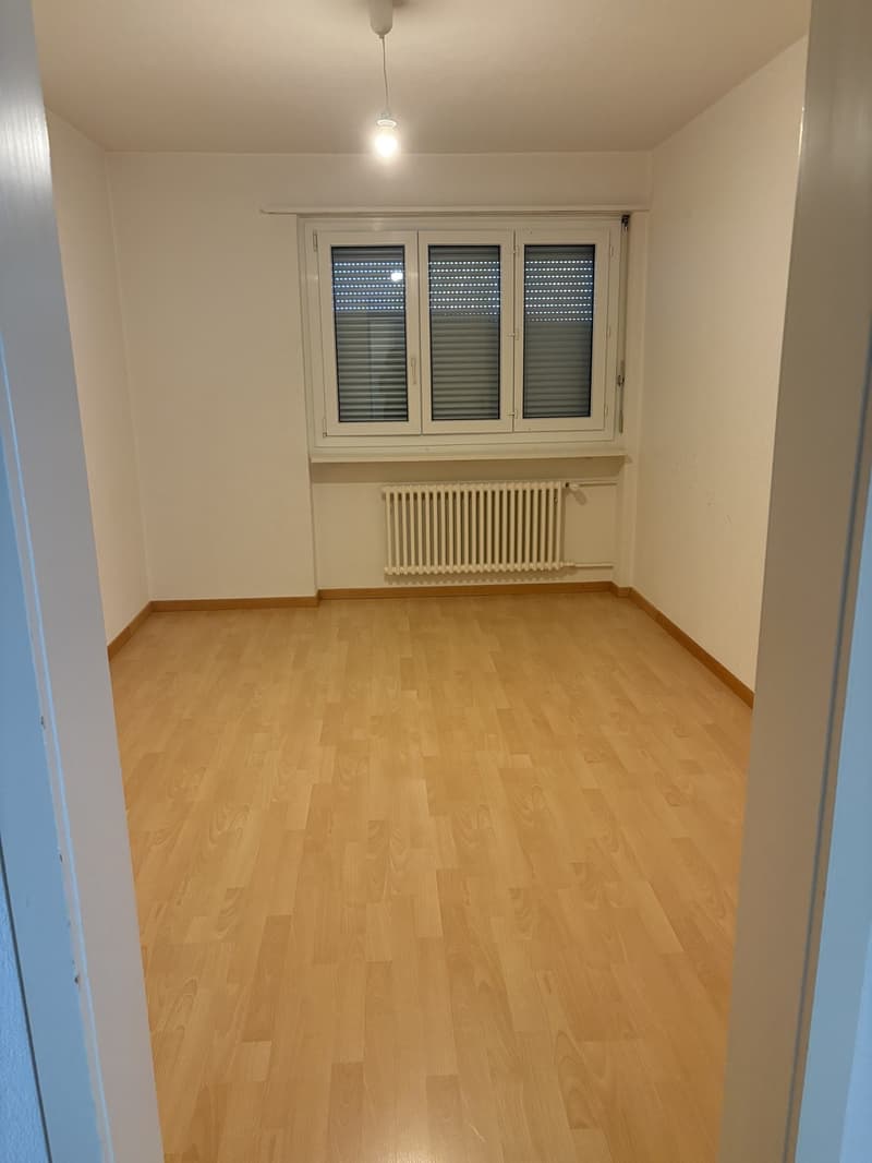 Grosszügige 5- Zimmer Wohnung in Zuchwil (10)