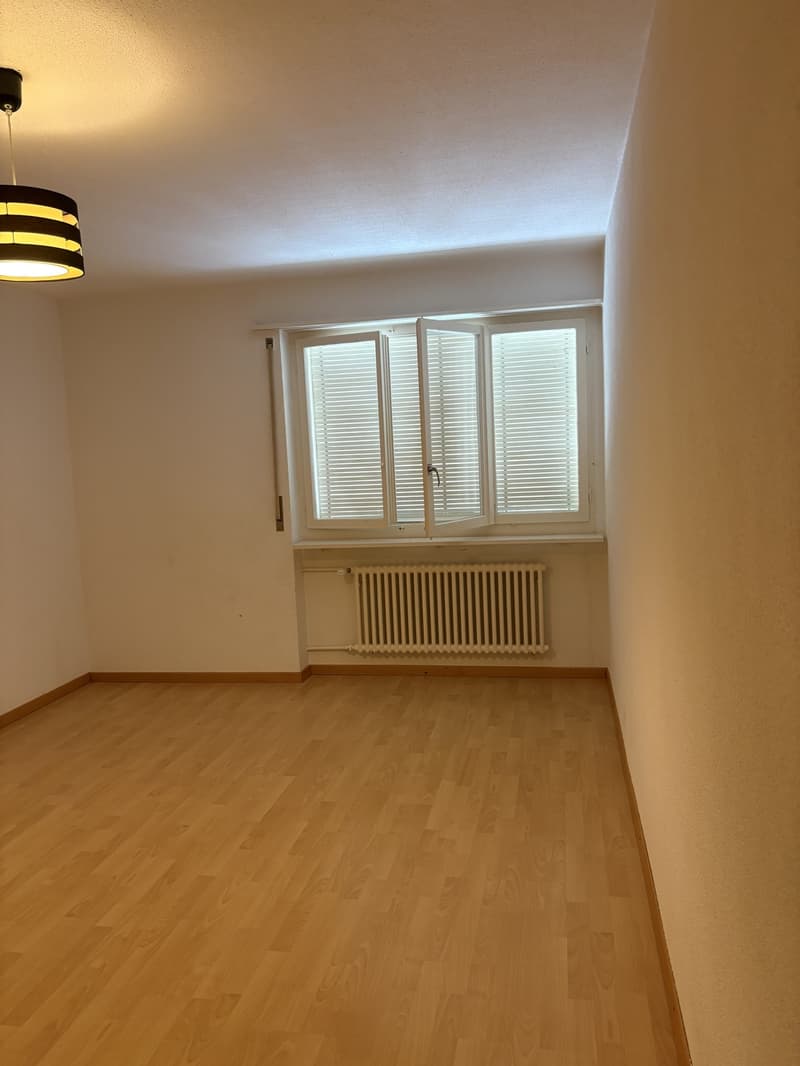 Grosszügige 5- Zimmer Wohnung in Zuchwil (11)