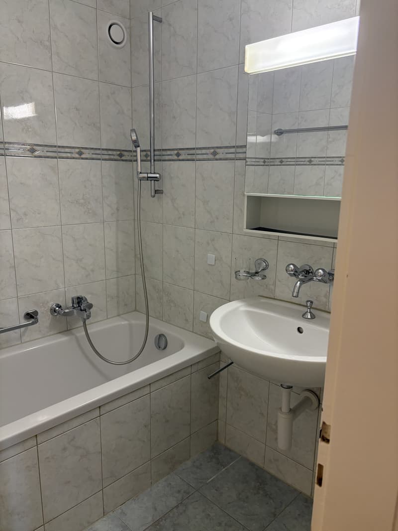 Grosszügige 5- Zimmer Wohnung in Zuchwil (8)