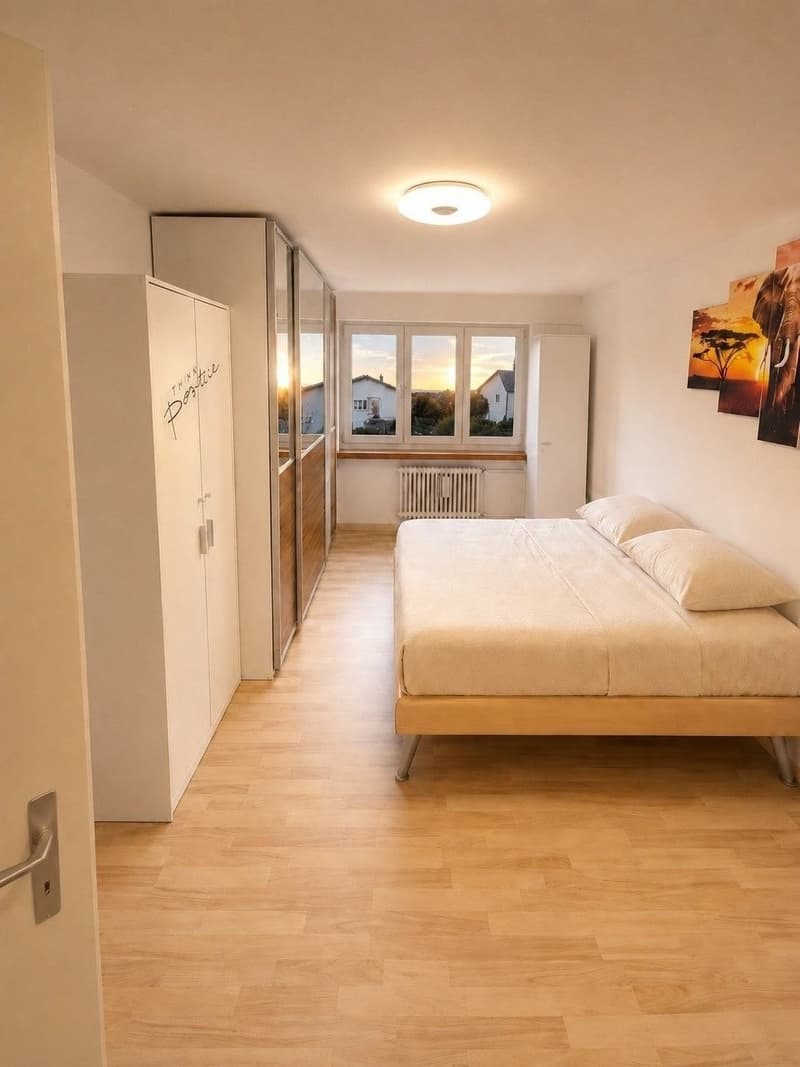 Nachmieter gesucht - helle 2.5-Zimmer-Wohnung mit Balkon in Hadlikon/Hinwil (3)