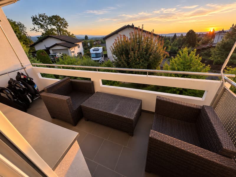 Nachmieter gesucht - helle 2.5-Zimmer-Wohnung mit Balkon in Hadlikon/Hinwil (7)