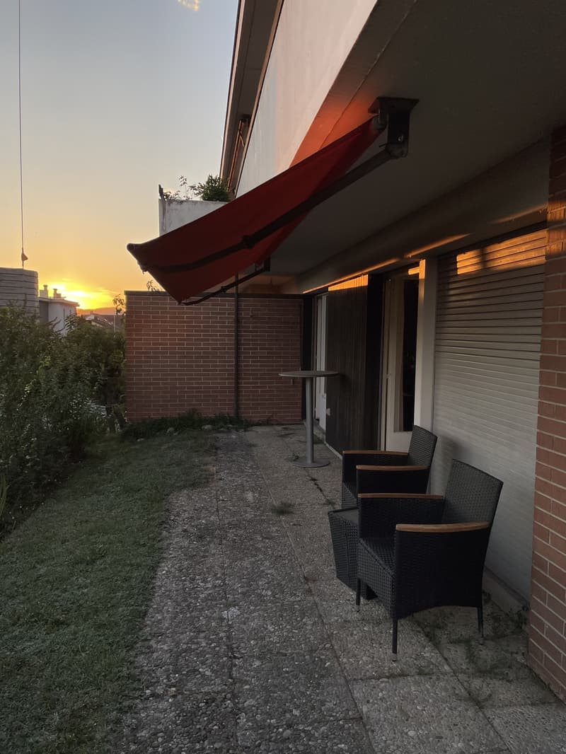 Bright 2.5-Room Apartment in Untersiggenthal with Garage (2)