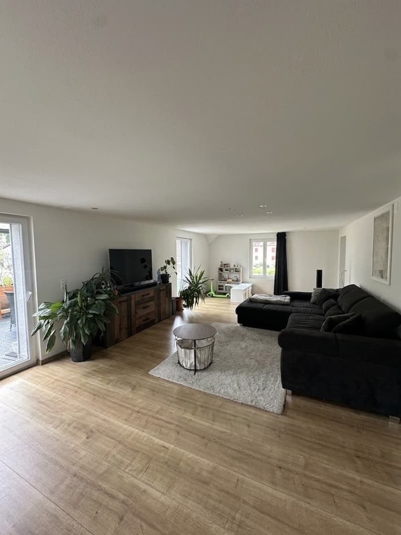 Nachmieter für 4.5 zi. Maisonette gesucht (1)