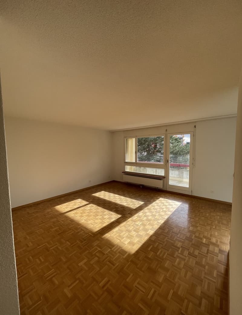 Helle 2.5-Zimmer-Wohnung mit Balkon in Zollikofen (1)