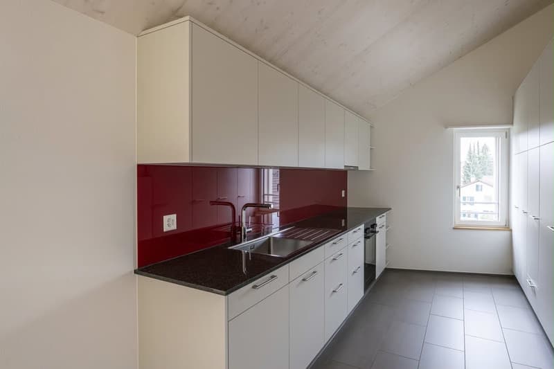Moderne 3.5-Zimmer-Attika-Wohnung im Herzen von Hinwil-Hadlikon (8)