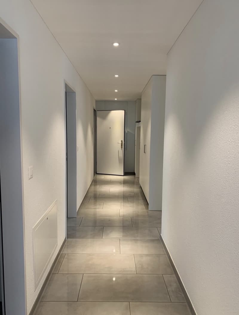 Attraktive 4.5-Zimmer-Wohnung im Eigentumsstandard mit grossem Sitzplatz (9)