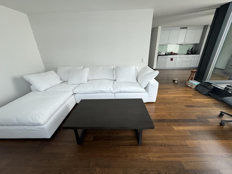 (BEFRISTET) Premium möblierte 2.5-Zimmer-Wohnung an zentraler Lage in St. Gallen (1)