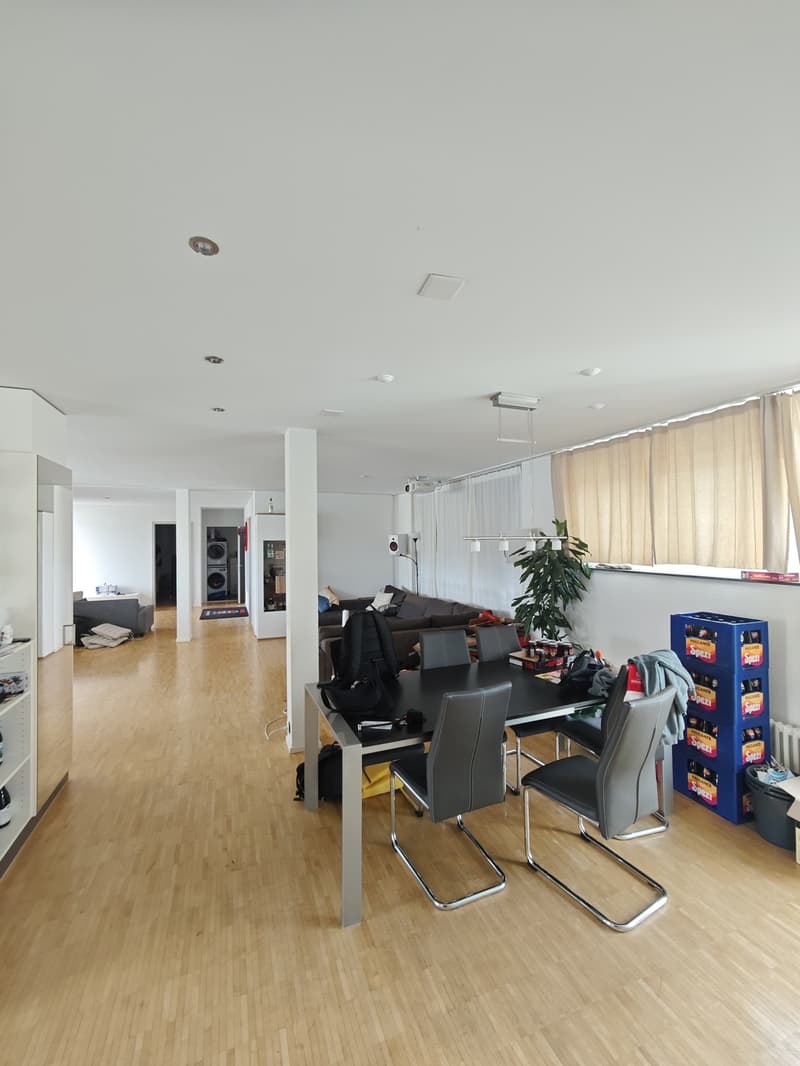 Eingang in Blickrichtung Wohnzimmer
