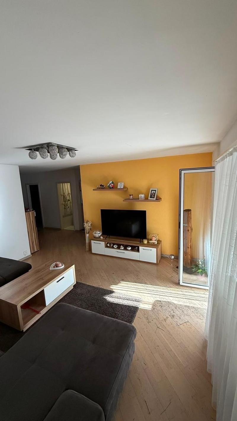 4.5-Zimmer-Wohnung in Unterengstringen zu vermieten per 1. Oktober (3)