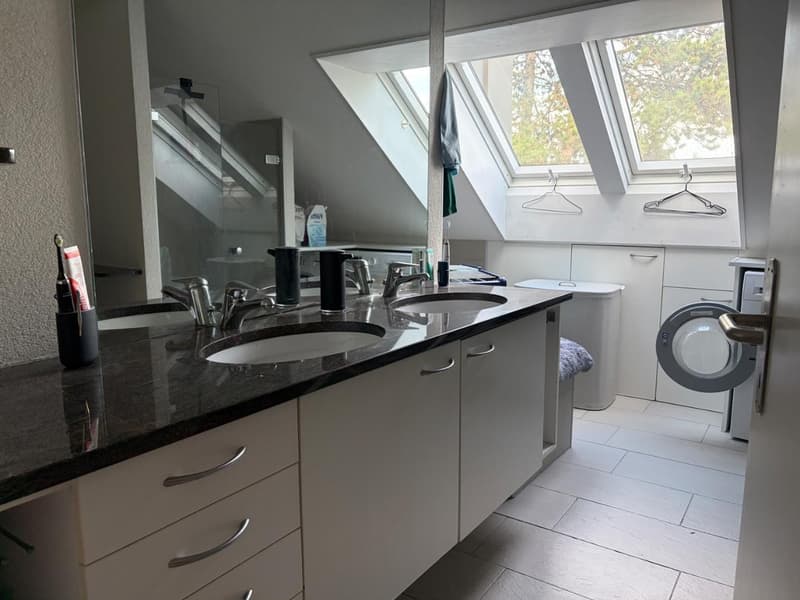 4.5 Zimmer Wohnung mit viel Sonnenlicht (4)