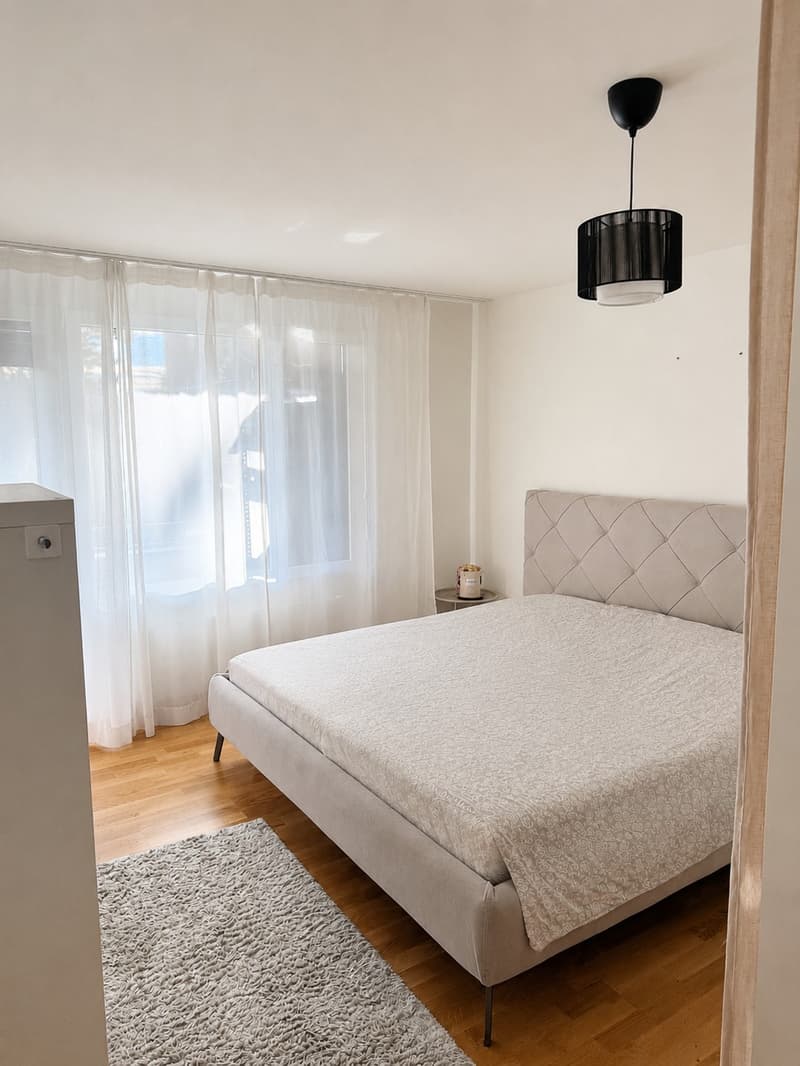 2.5-Zi-Wohnung, grosser Balkon, ruhige Lage Erlenbach (Fussweg Bahnhof Winkel 7 Min.) (7)