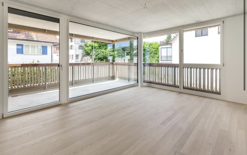 Helle 2.5-Zimmer-Wohnung mit Balkon und schöner Aussicht in Fruthwilen (2)