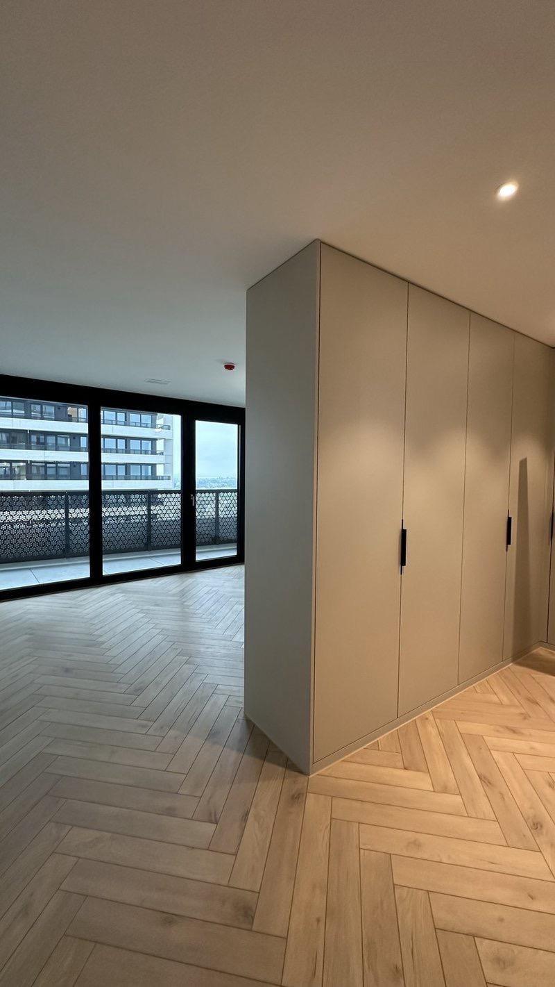 Moderne 2.5-Zimmer-Wohnung mit Seesicht in Three Points (7)