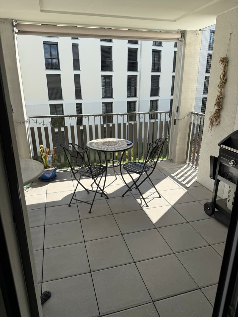 Moderne 3.5-Zi-Wohnung mit 2 Bädern, Reduit und Top-Lage (9)