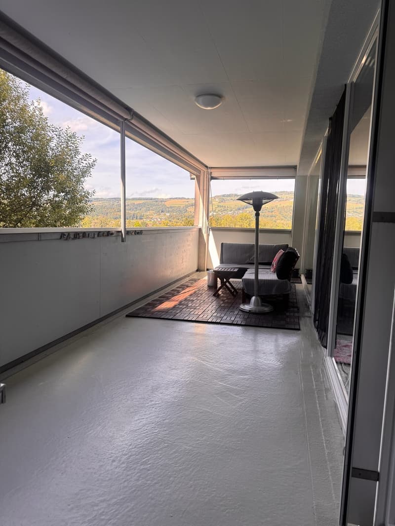 Helle 3.5-Zimmer Wohnung in Fischbach-Göslikon (2)