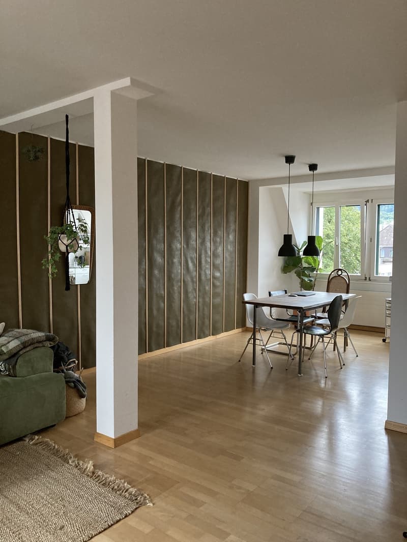 Helle Altbauwohnung mit Dachterrasse am Fusse des Üetlibergs (Untermiete, 18 Mte.) (2)