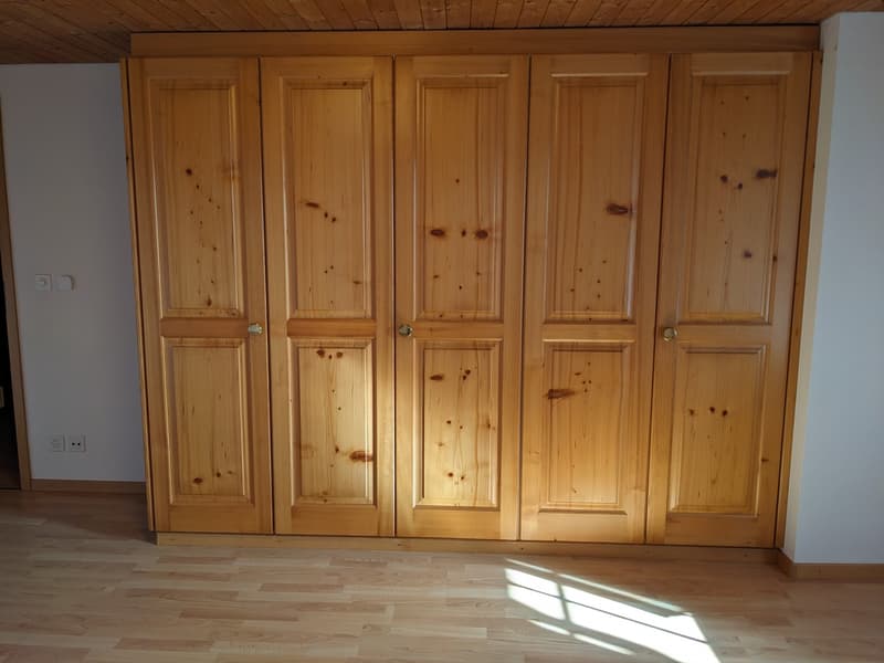Schönes Zimmer im Grünen, viel Wohnfläche (6)