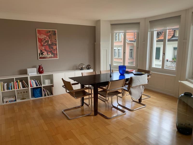 Wunderschön renovierte Wohnung in der Felsenstrasse (2)