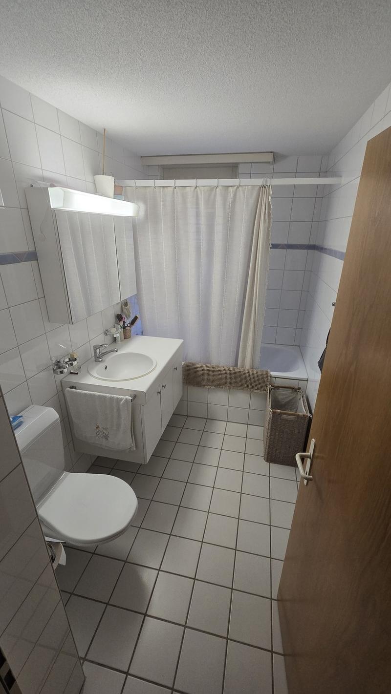 Helle 3.5-Zimmer-Wohnung in ruhiger Lage  7 Min. von Bern (6)