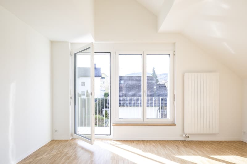 Moderne 2.5-Zimmer-Maisonette-Wohnung in Gattikon/Thalwil (2)