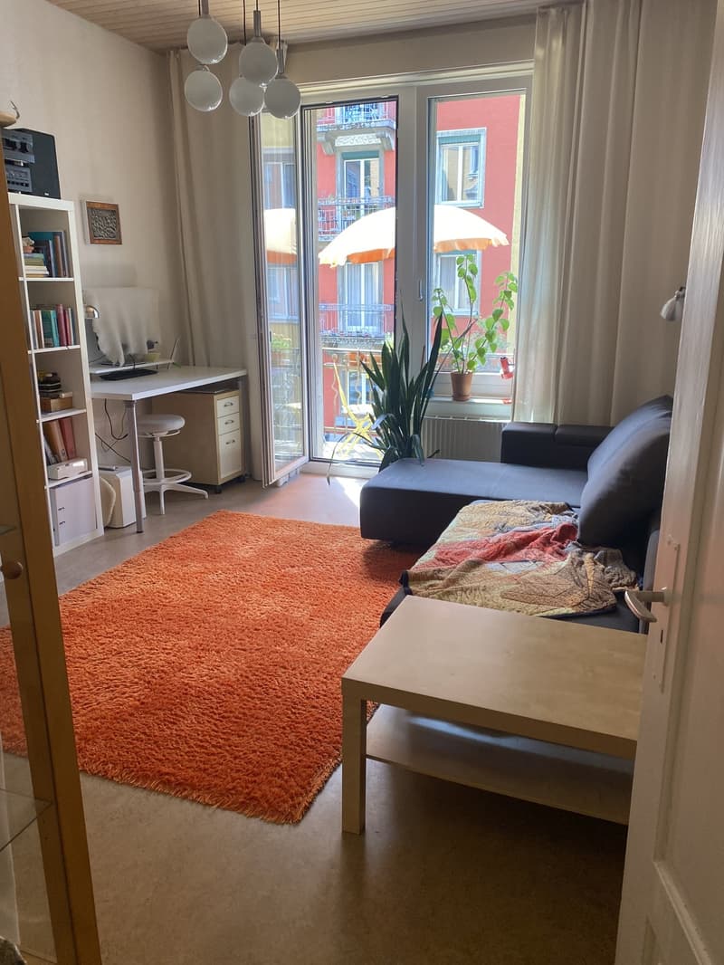 Mitbewohnerin für schöne Altbauwohnung (3)