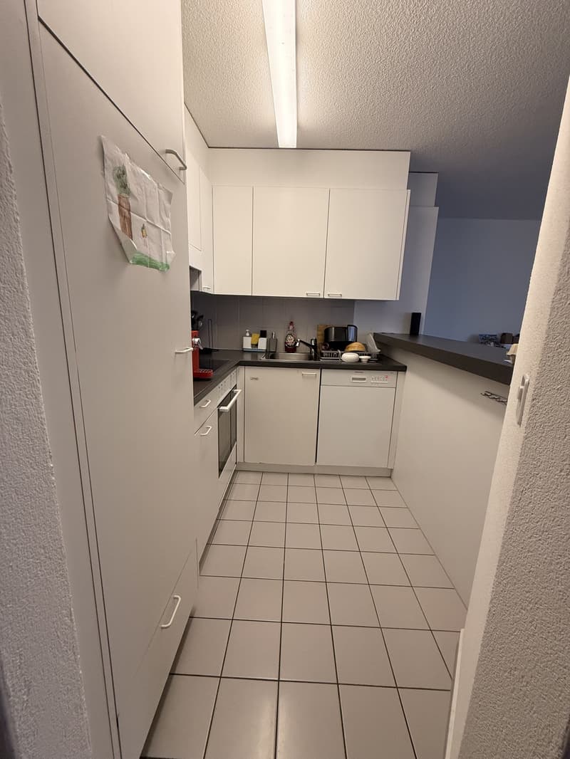Helle 3-Zimmer-Wohnung mit grossem Balkon in Köniz  Nachmieter gesucht (3)