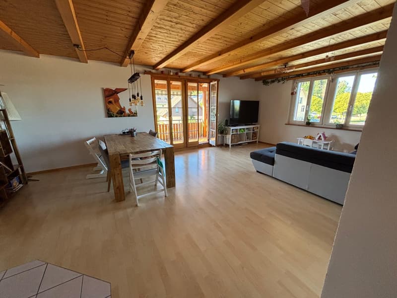 5-Zimmer-Wohnung über 3 Etagen auf dem Land (1)
