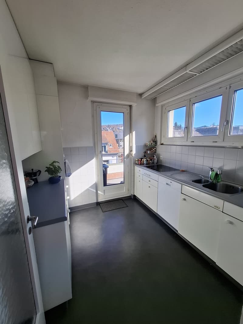 Big Room in Bright, Central Appartement (6)