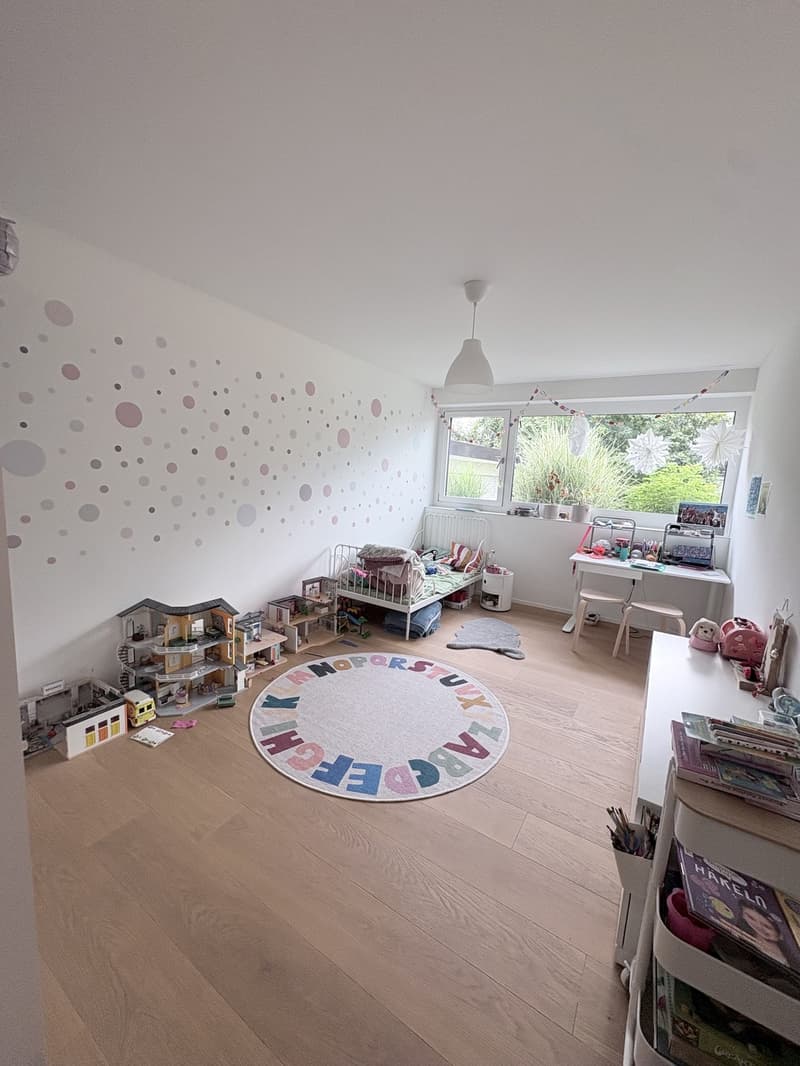 Helle und Moderne Wohnung mit Terrasse und Garten (7)