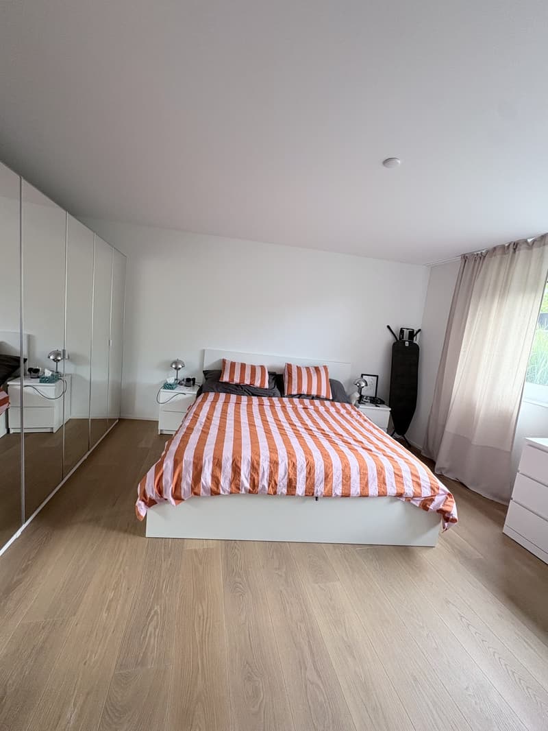 Helle und Moderne Wohnung mit Terrasse und Garten (6)