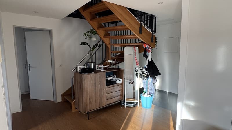 Nachmieter gesucht schöne 3.5-Zimmer-Maisonettewohnung ab 1. Oktober 2026 (7)