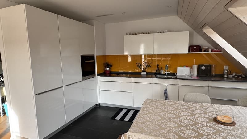 Nachmieter gesucht schöne 3.5-Zimmer-Maisonettewohnung ab 1. Oktober 2026 (1)