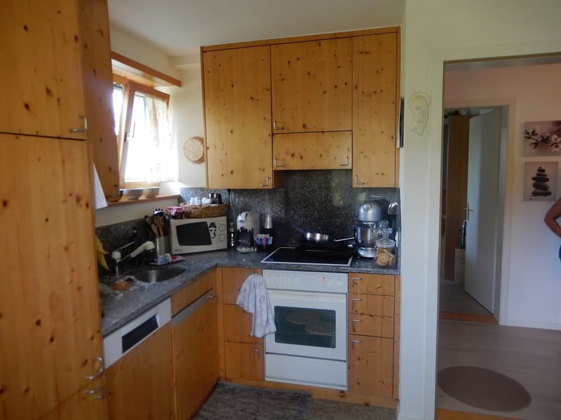 Ruhig und zentral wohnen: 4-Zimmer-Wohnung in Rüti (3)