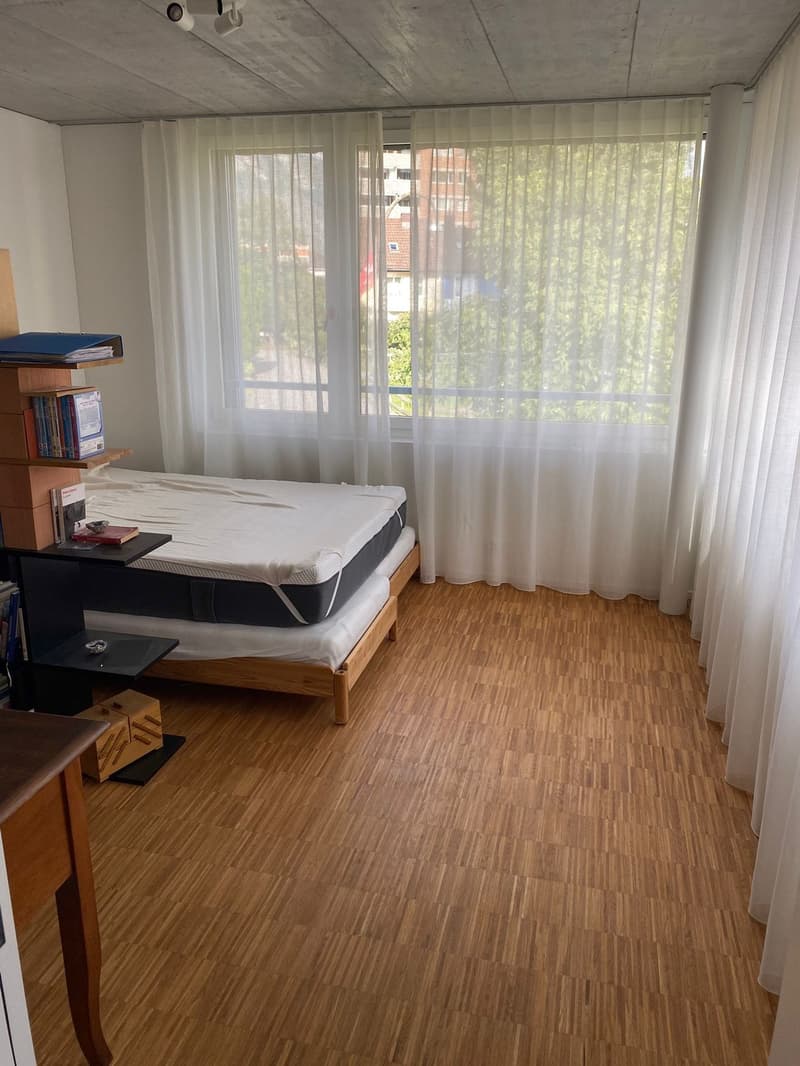 zu vermietendes Schlafzimmer (unmöbiliert)