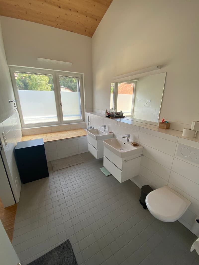 gemeinsames Badezimmer