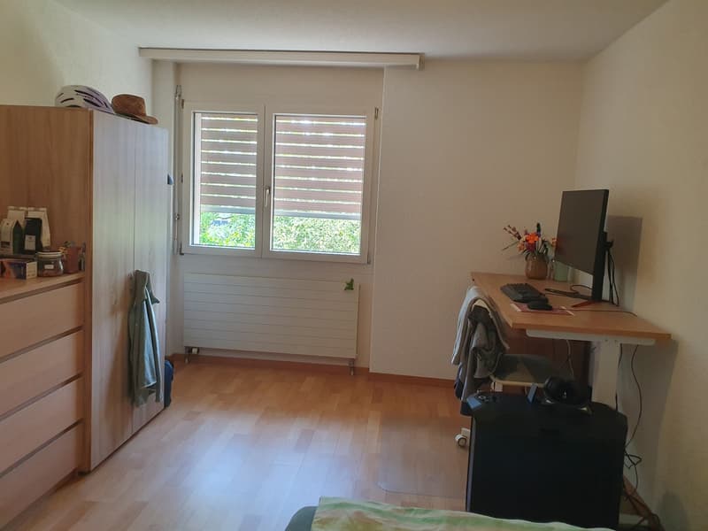 Helles 15.6 m² WG-Zimmer in grosszügiger 125 m² Wohnung in Ittigen (5)