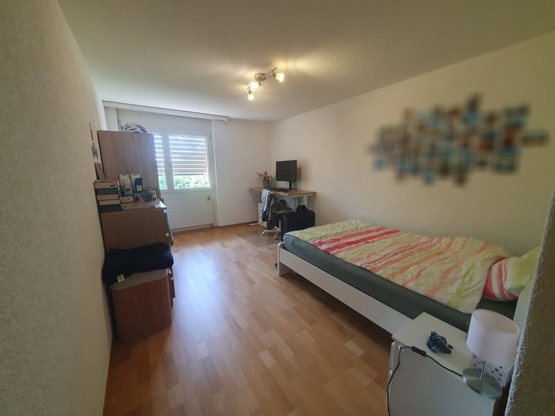 Helles 15.6 m² WG-Zimmer in grosszügiger 125 m² Wohnung in Ittigen (1)