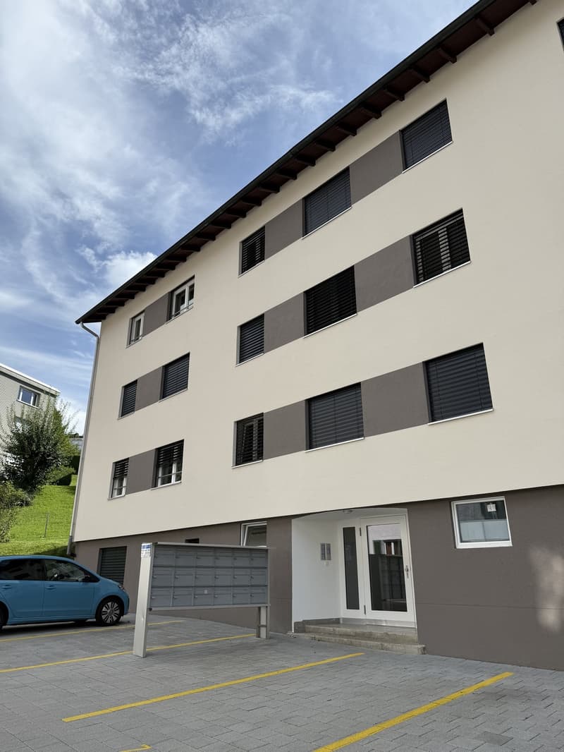 Schöne 2.5-Zimmer-Wohnung mit Balkon in St. Gallen Nachmieter gesucht (2)