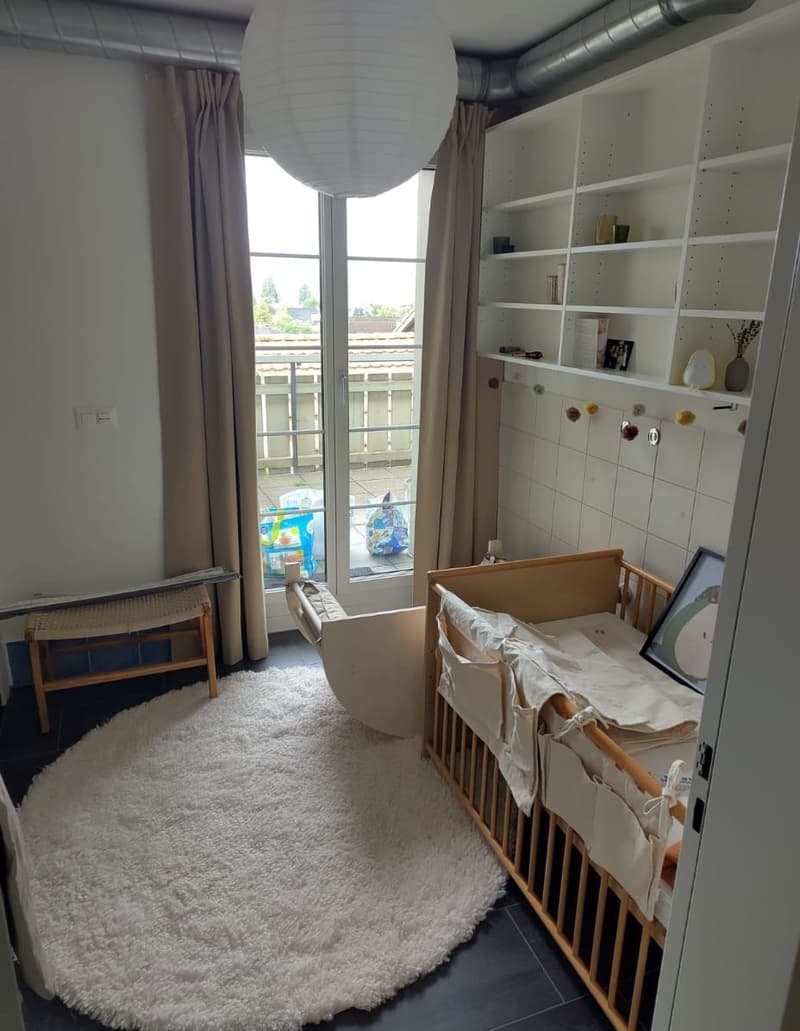 Zimmer mit Reduit (Büro, Bastelraum, Zimmer für Kleinkind, ...)