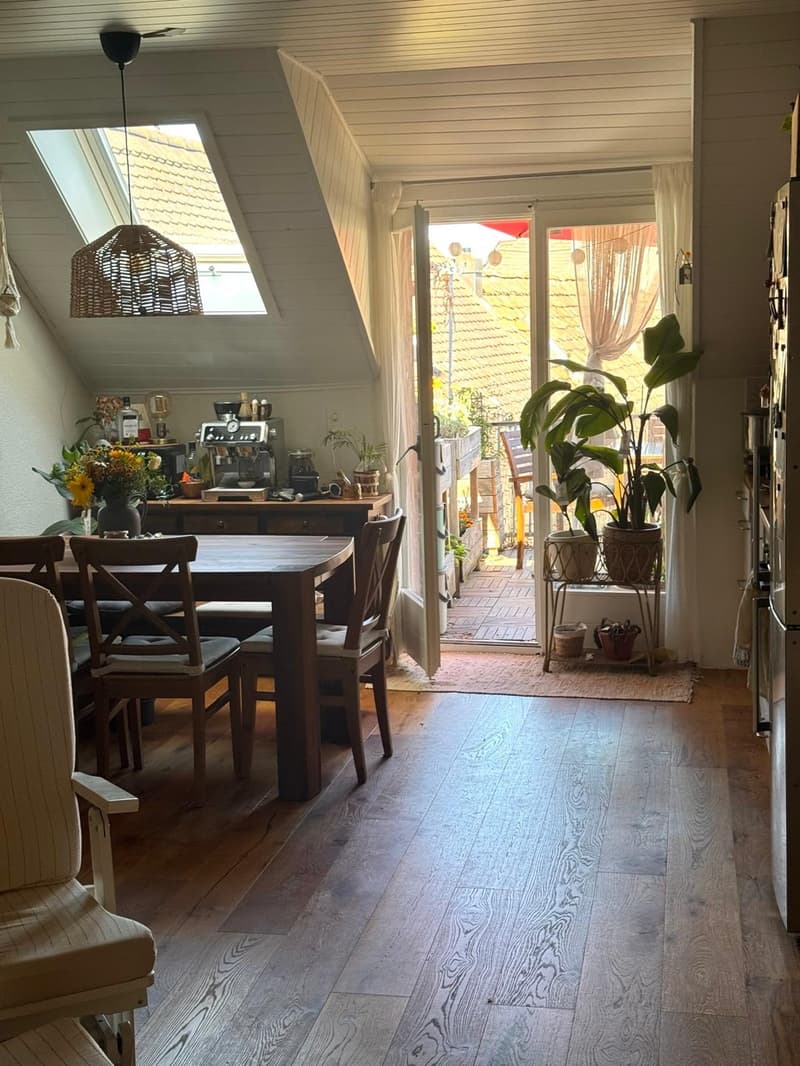 4 Zimmer Wohnung mit Balkon in Altstadt (4)