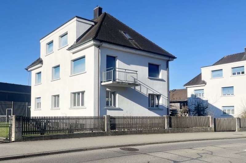 Charmante Wohnung in Lenzburg (2)