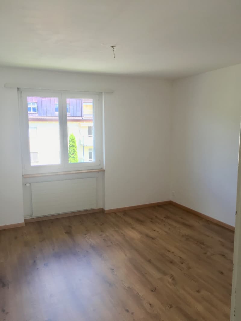4.5 Zimmer Wohnung zentrale ruhige Lage (4)