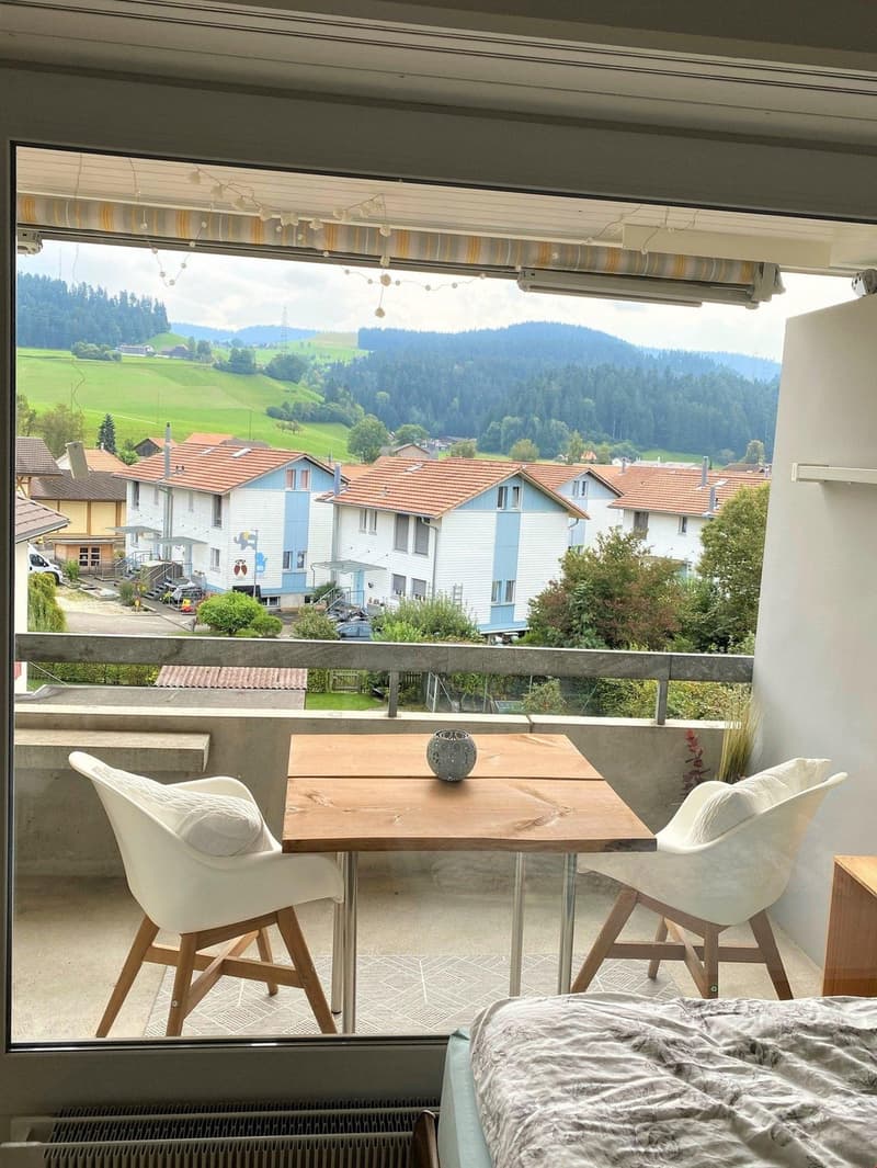 Gemütliche Wohnung mit Blick ins Grüne in Zäziwil (2)
