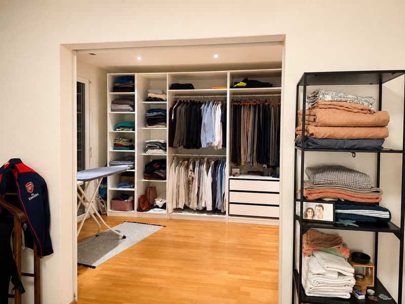 Zugang zum zweiten Zimmer vom Schlafzimmer