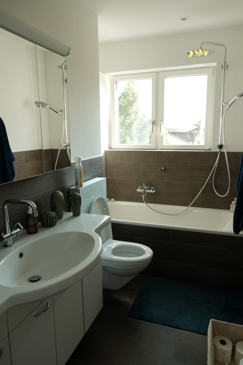 Helle 4.5-Zi-Wohnung an ruhiger Lage in Kleinwabern (6)